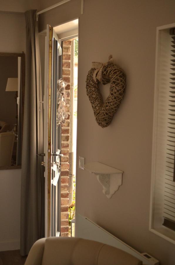 Le Déluge La Parenthese Bed & Breakfast エクステリア 写真